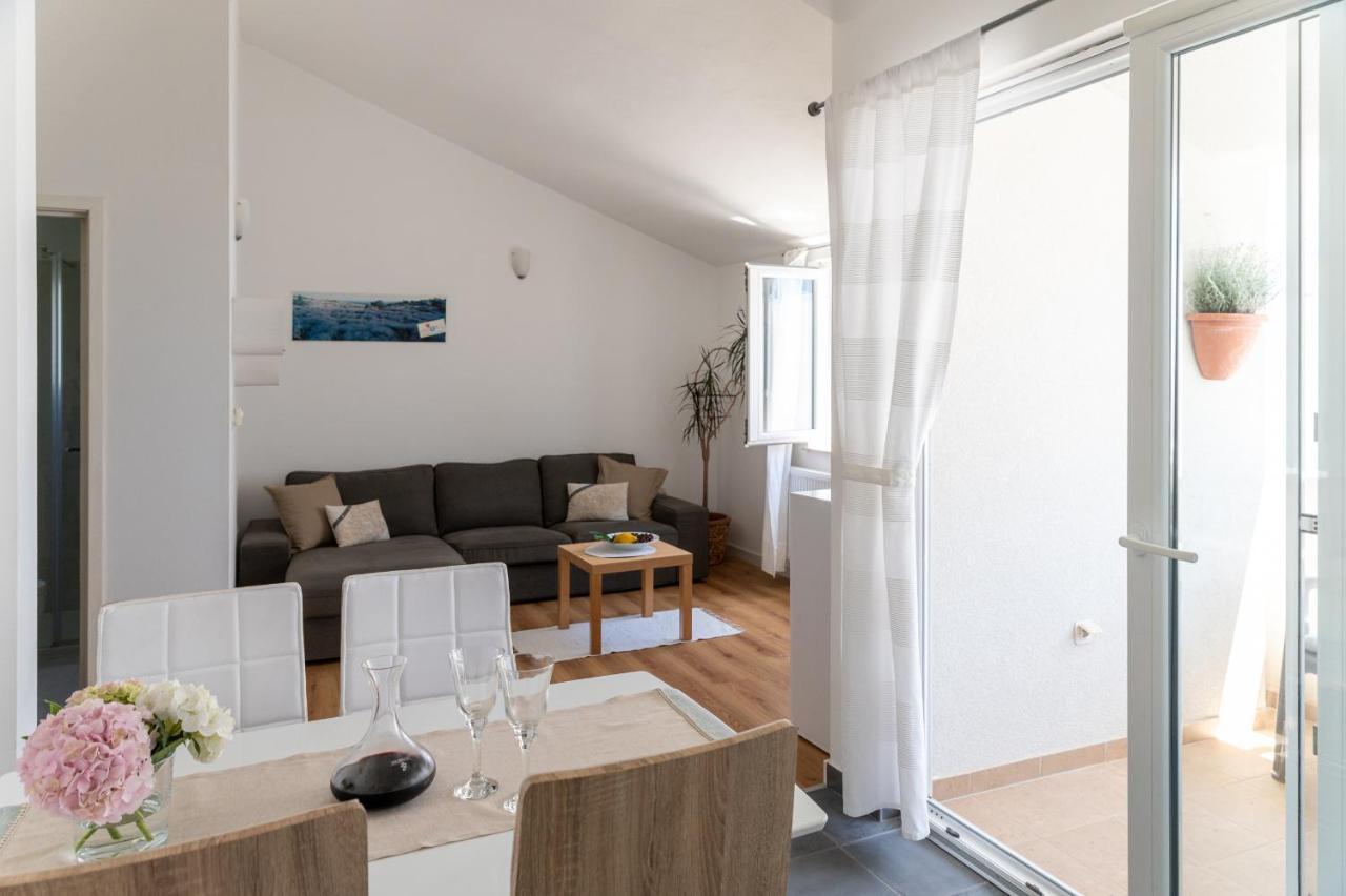Apartments A&T Sukošan Екстериор снимка