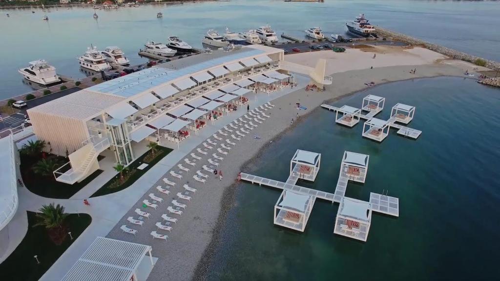 Apartments A&T Sukošan Екстериор снимка