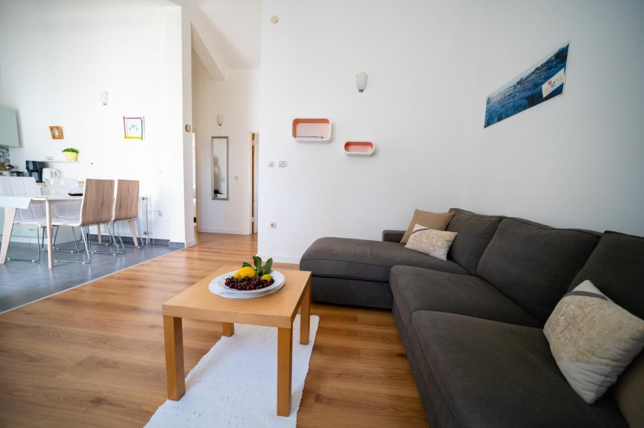Apartments A&T Sukošan Екстериор снимка