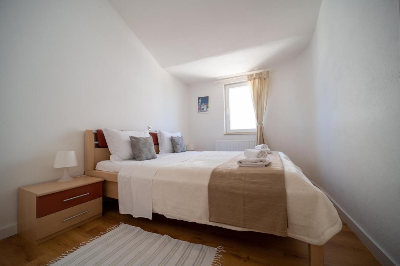 Apartments A&T Sukošan Екстериор снимка