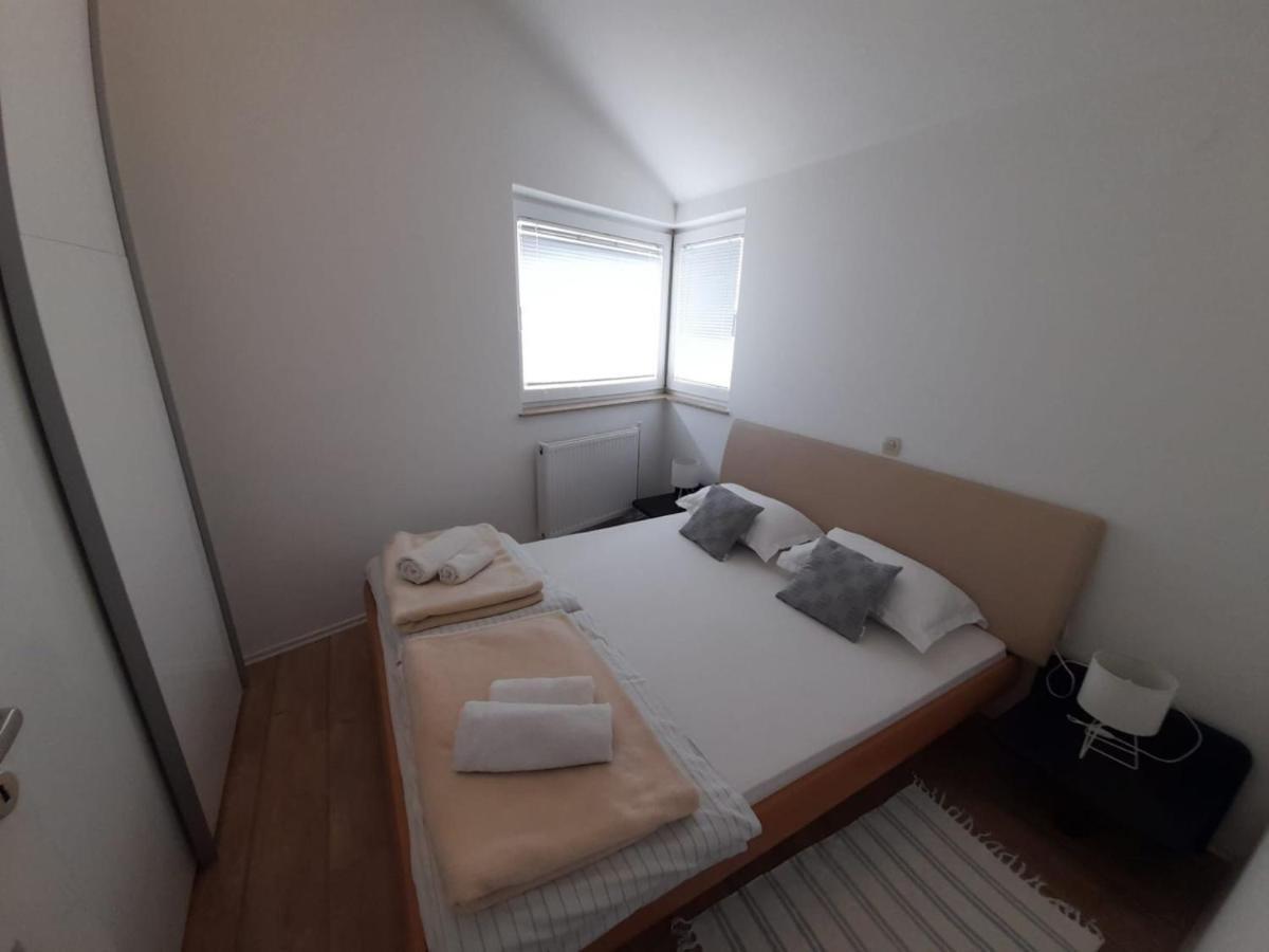Apartments A&T Sukošan Екстериор снимка
